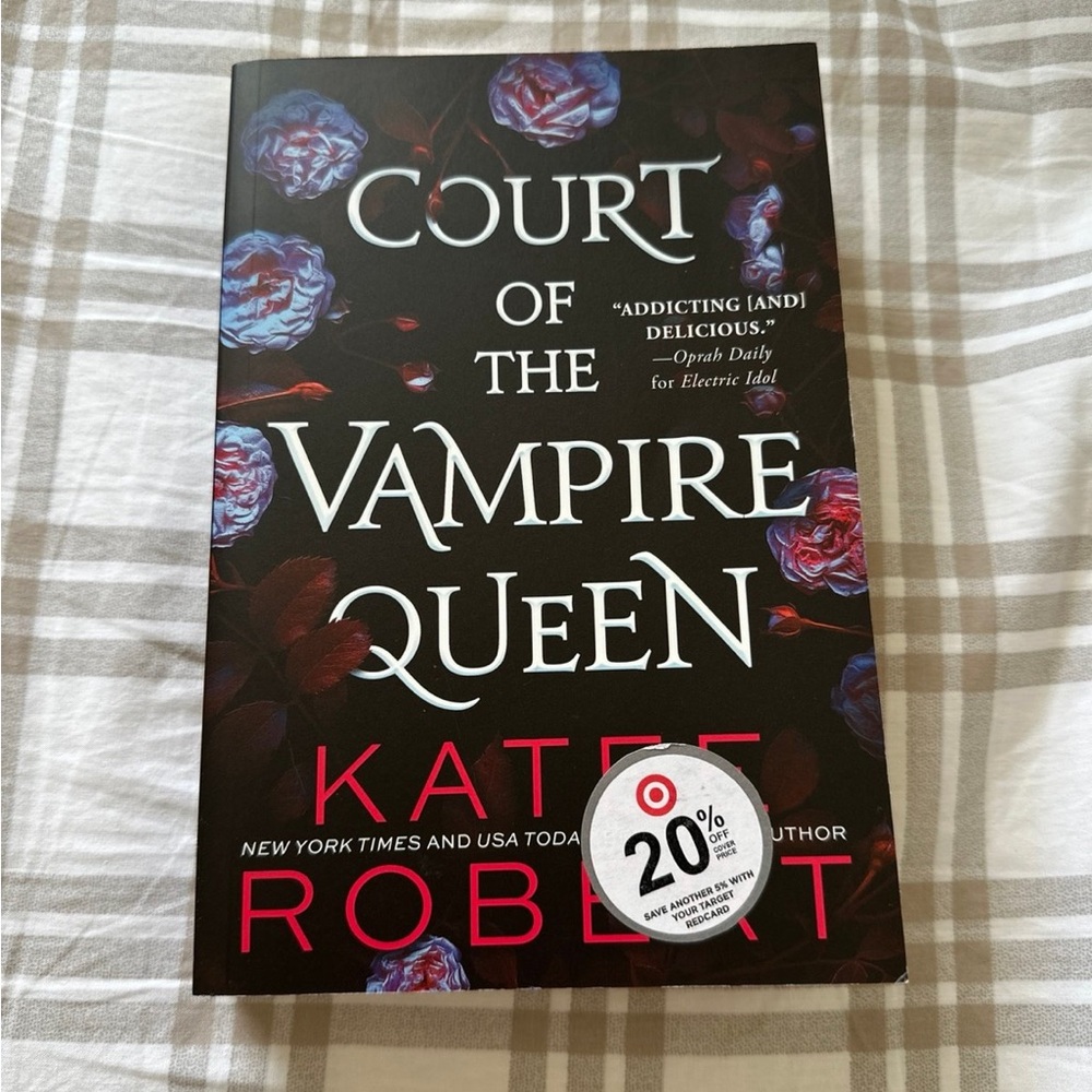NWT Court of the Vampire Queen Book